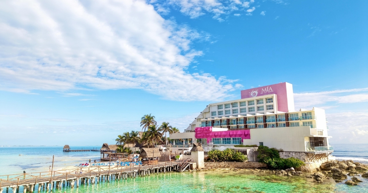 REEF - FACHADA VISTA LATERAL.jpg